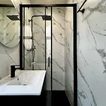 Maison Du Roi Отель типа 