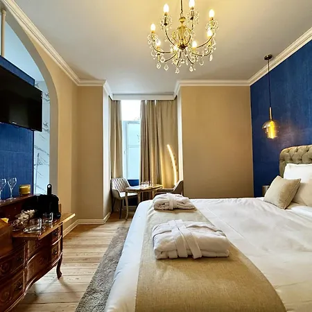 Maison Du Roi 5*
