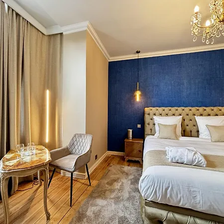 Maison Du Roi Bed & Breakfast *