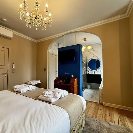 Bed & Breakfast Maison Du Roi *